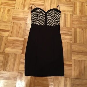 - Guess dress NWOT​​​​​​​
